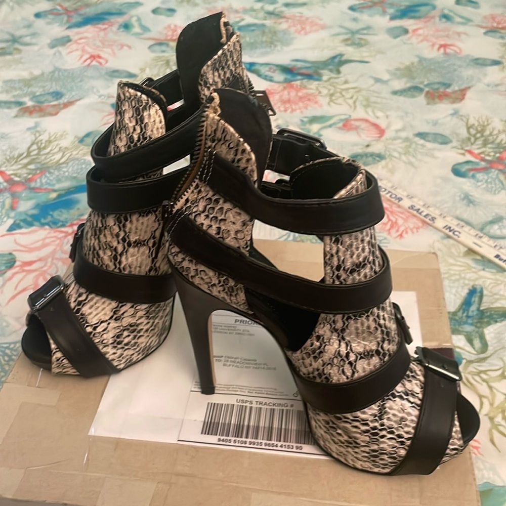 Anne Michelle stiletto heels